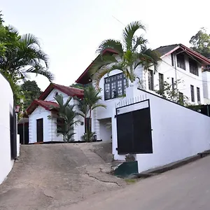 Antique Tourists Séjour chez l'habitant Kandy